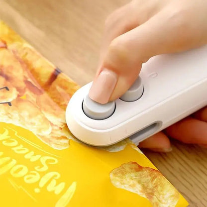 【FaddishDeal】Mini snack bag sealing machine,2 in 1 heat USB rechargeable snack bag selaer,plastic Electric bag sealers, keep food fresh. Portable Sealer Picnics.